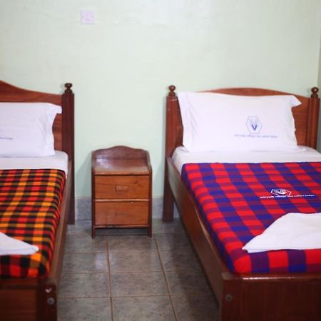 Miryams Village Inn Safari Lodge Sultan Hamud Экстерьер фото