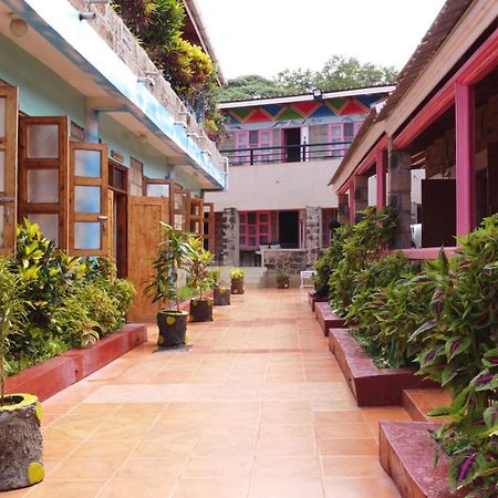 Miryams Village Inn Safari Lodge Sultan Hamud Экстерьер фото